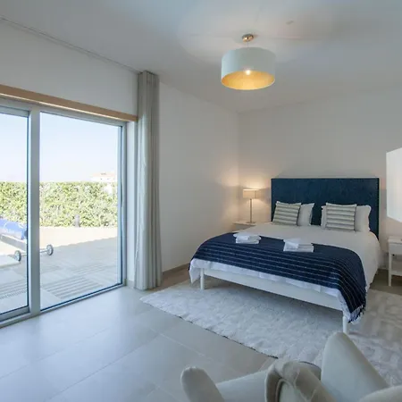 Villa Del Rey Iii *