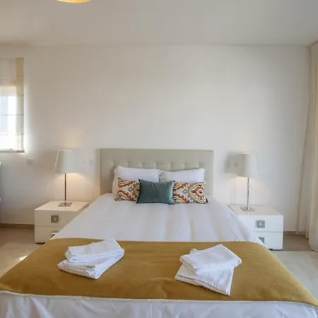 Del Rey Iii Villa